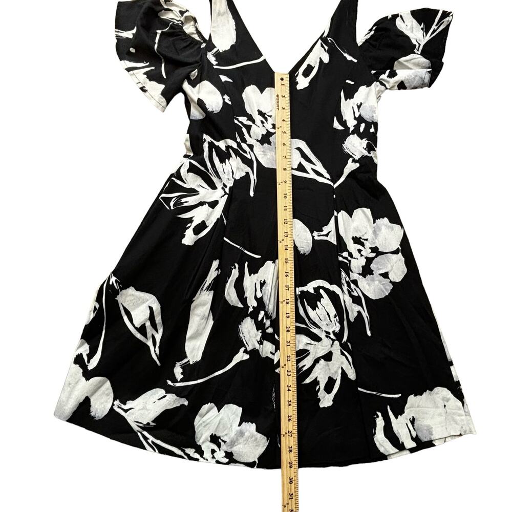 RALPH LAUREN Black & White Floral Fit Flare Dress Pockets Size 6 - Picture 3 of 10